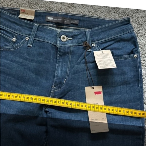 Levi's Ladies Bold Curve Classis Jeans NWT - Picture 8 of 9